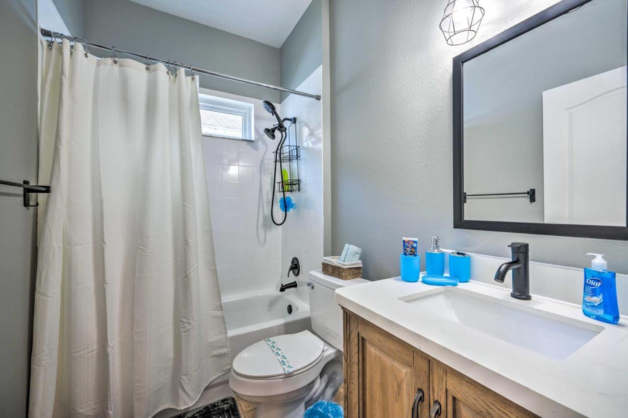 Sunny Clermont Retreat With Pool 12 Mi To Disney! 奥兰多 外观 照片